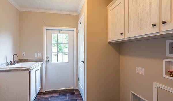 Kb-3220 interior home features