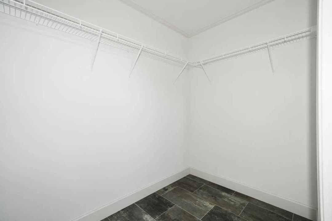 Spectra rh7110 interior home features