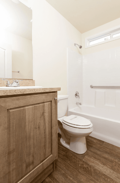 Fairpoint 12441b bathroom home features