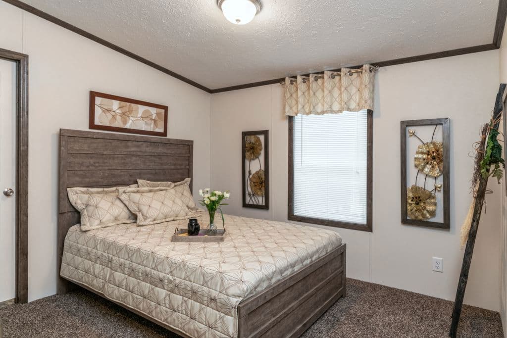 Astro bungalow ranch 3a2606-e bedroom home features