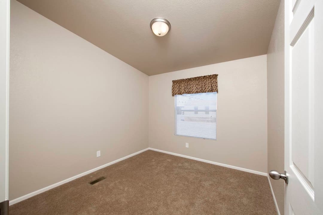 Catalina bedroom home features