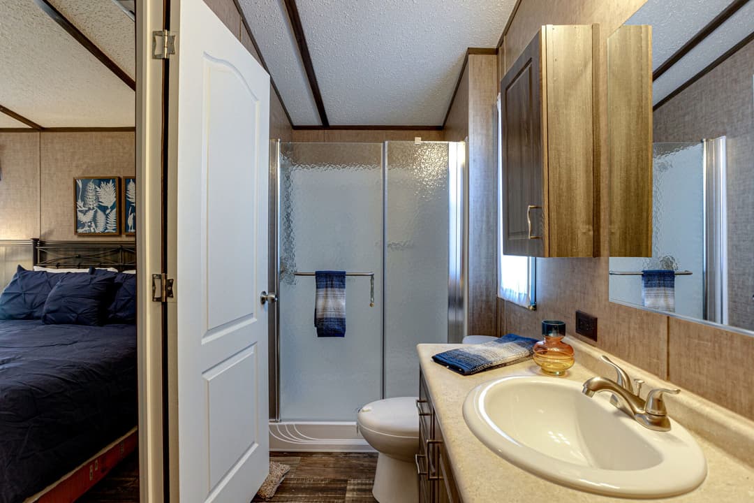 Tiny 12×36-11fla bathroom home features