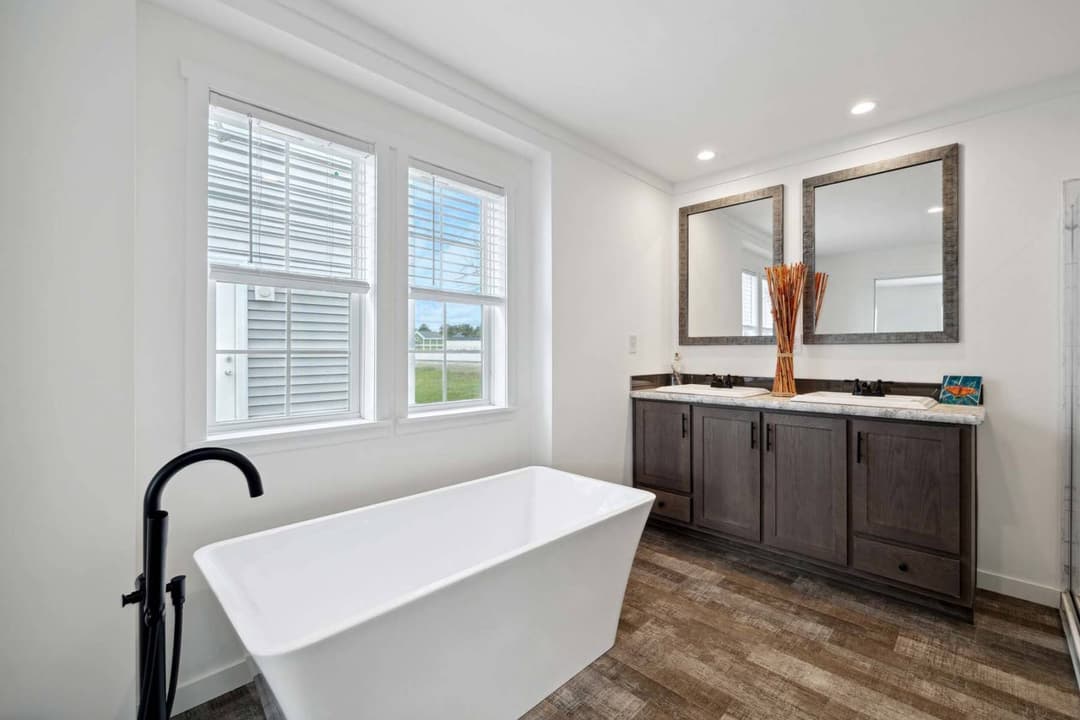 East point - elevate 60 bathroom home features