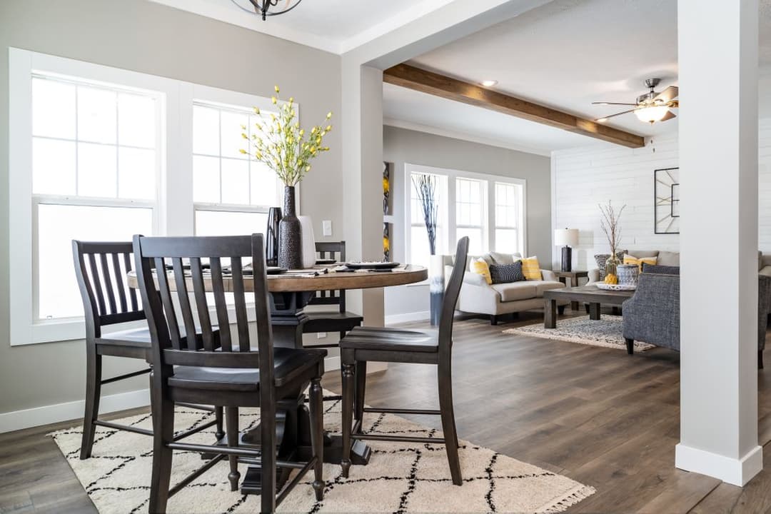 1434 carolina "southern belle" interior home features