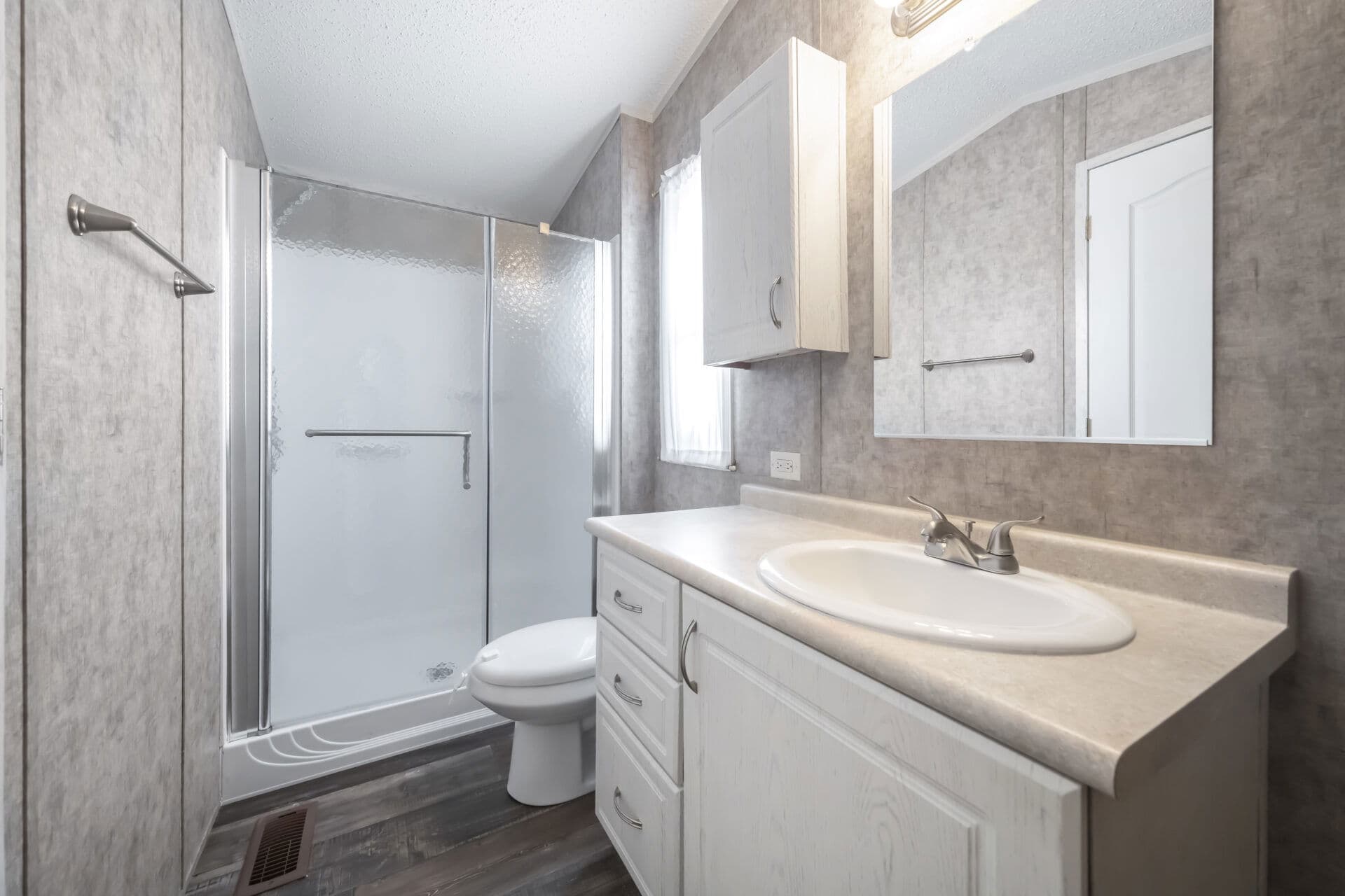 Tiny home s-12×36-11fla bathroom home features