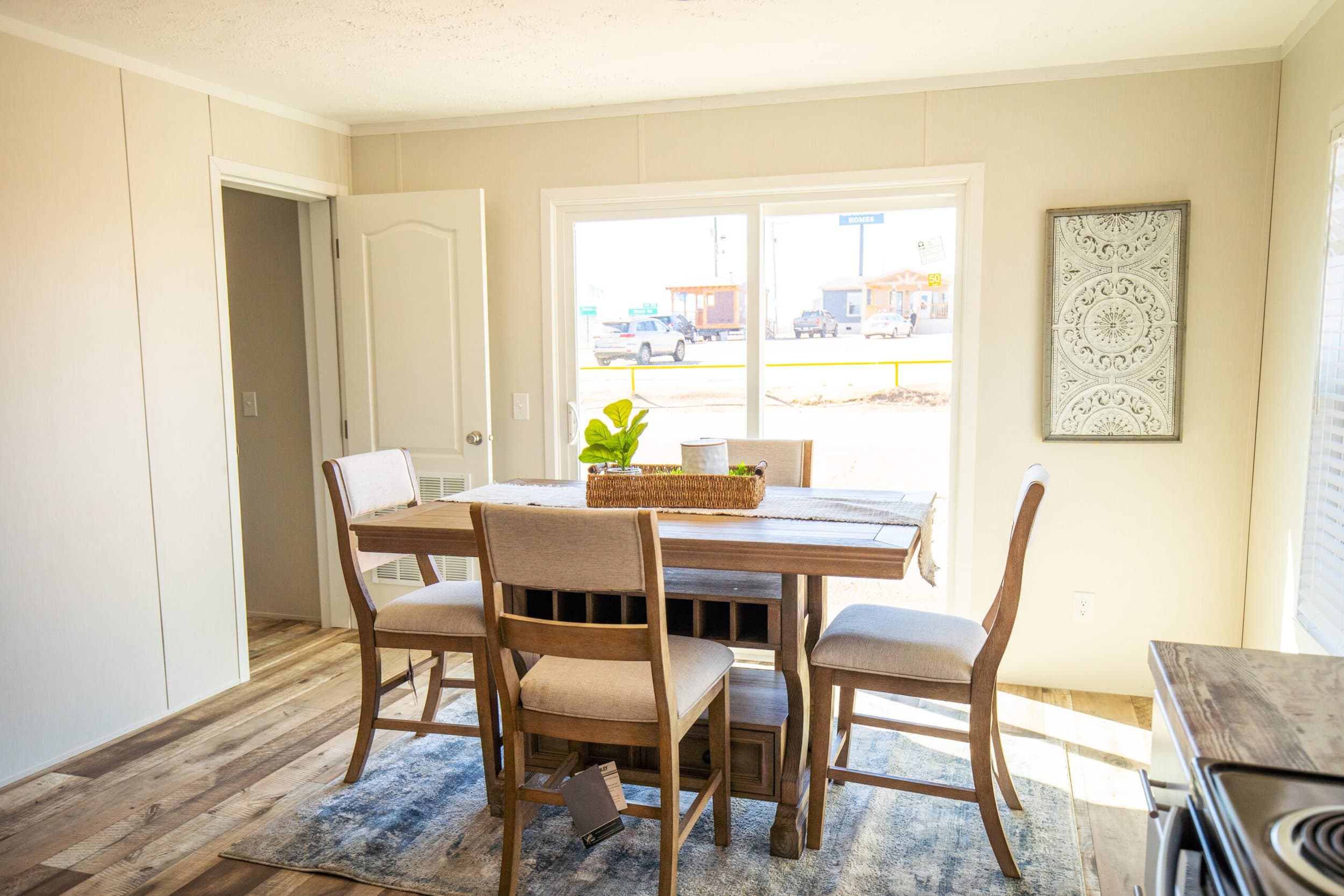 Onward interior home features