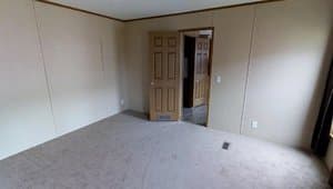 Md-101 bedroom home features