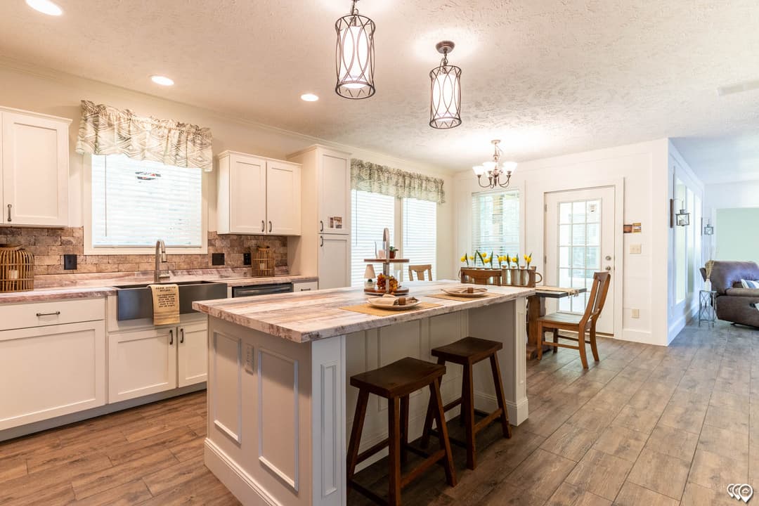 Aimon c 4br kitchen home features