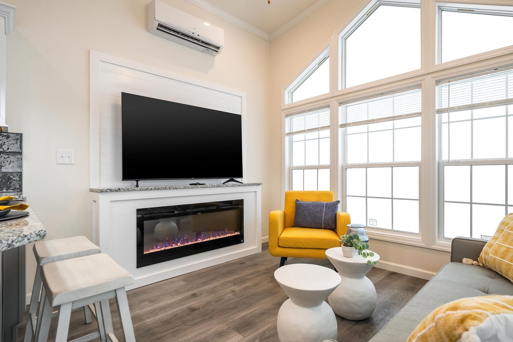 Shore park 1969sl interior home features