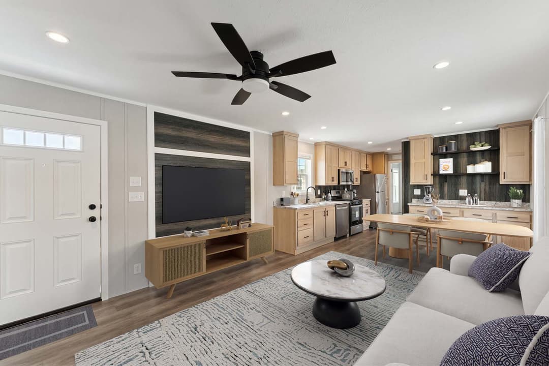 Calm 880 interior home features