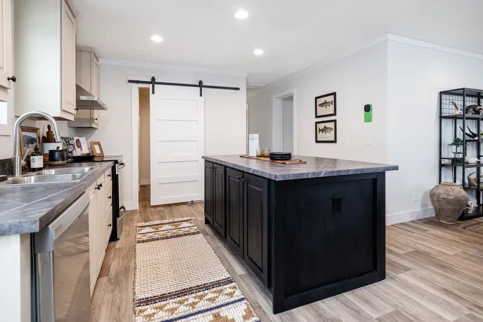 Shout kitchen home features