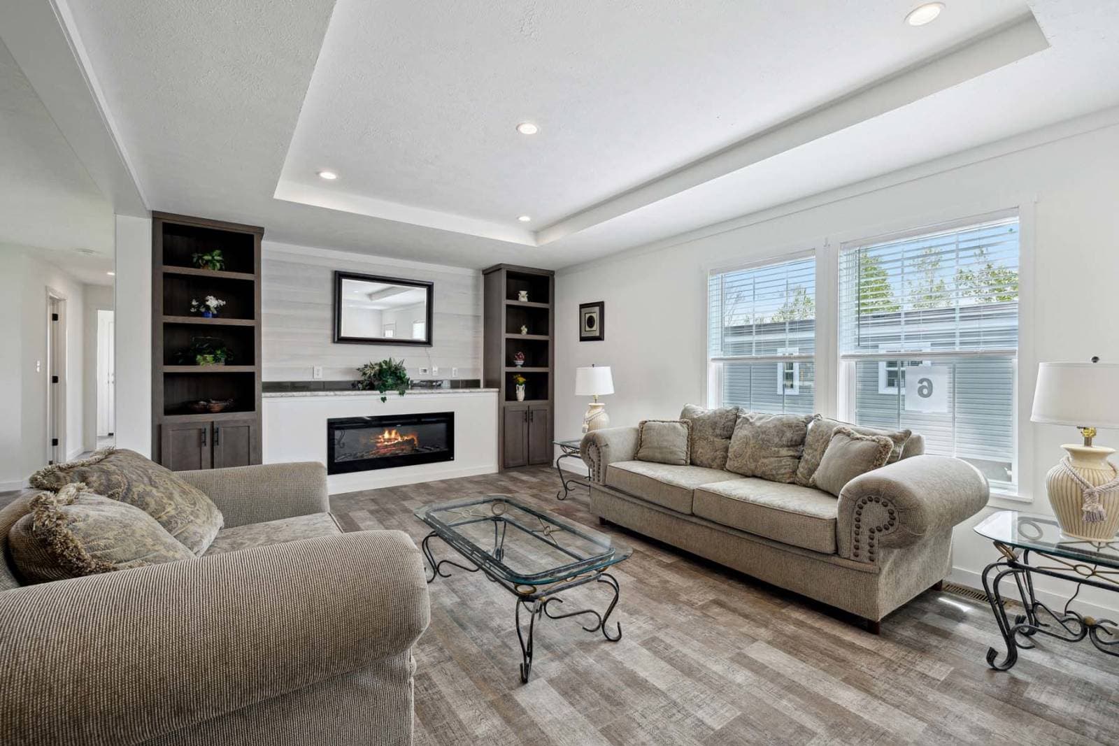 East point - elevate 60 interior home features