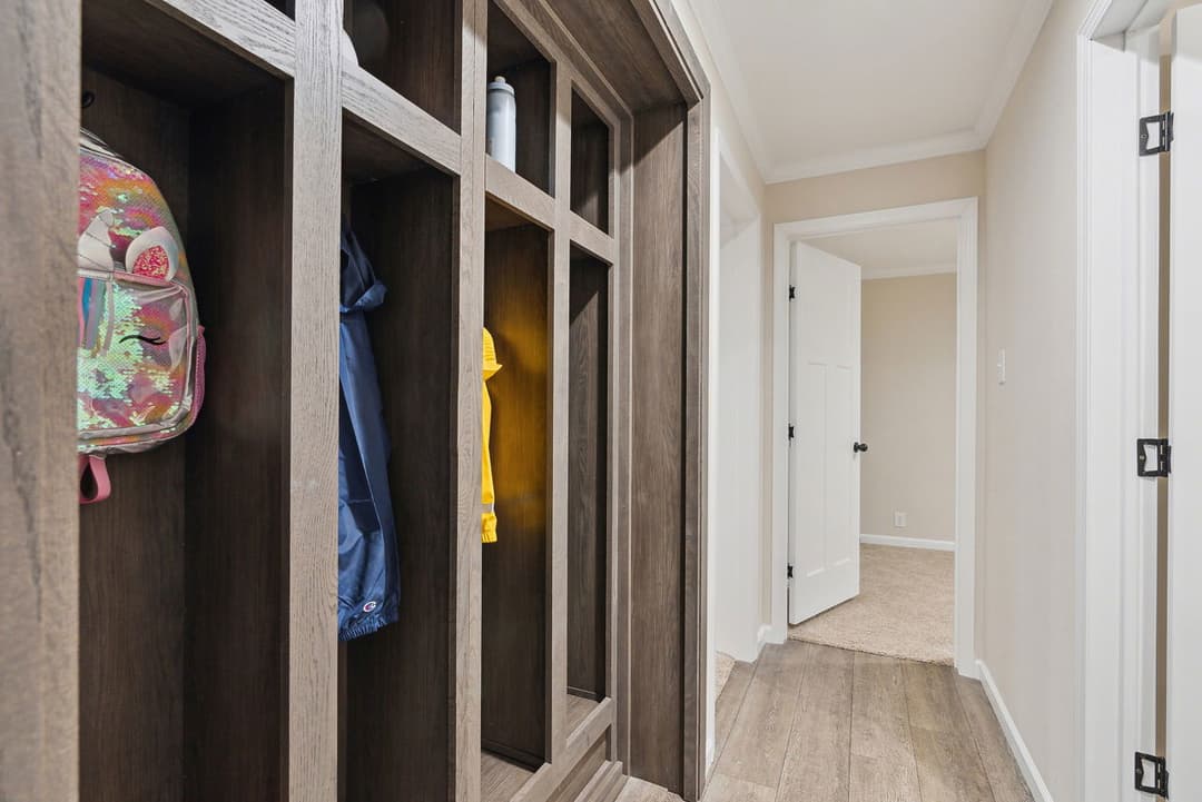 Vienna interior home features