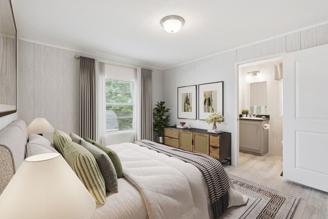 Achiever 6902 bedroom home features