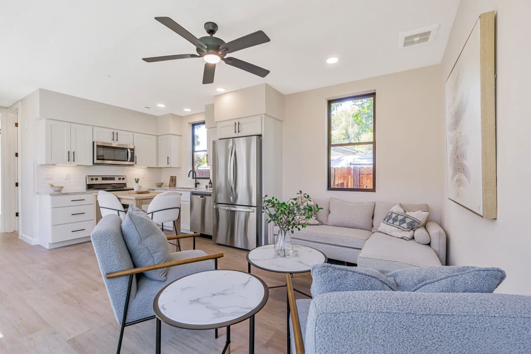 The communal interior home features