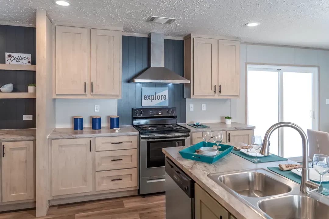 Desoto kitchen home features