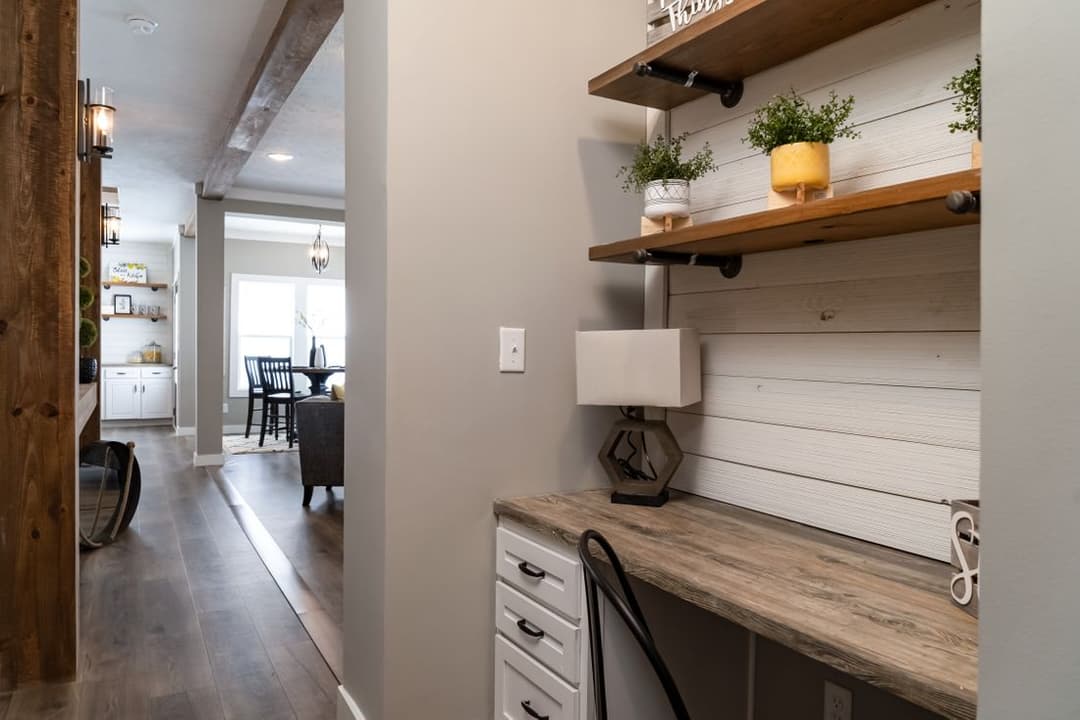 1434 carolina "southern belle" interior home features