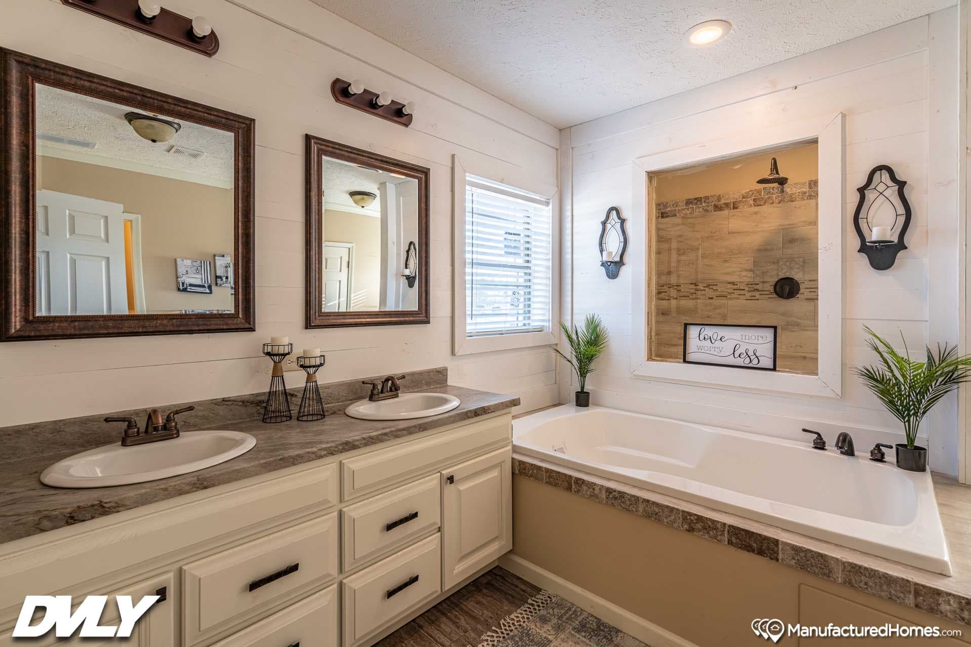 Mossy oak nativ living bathroom home features