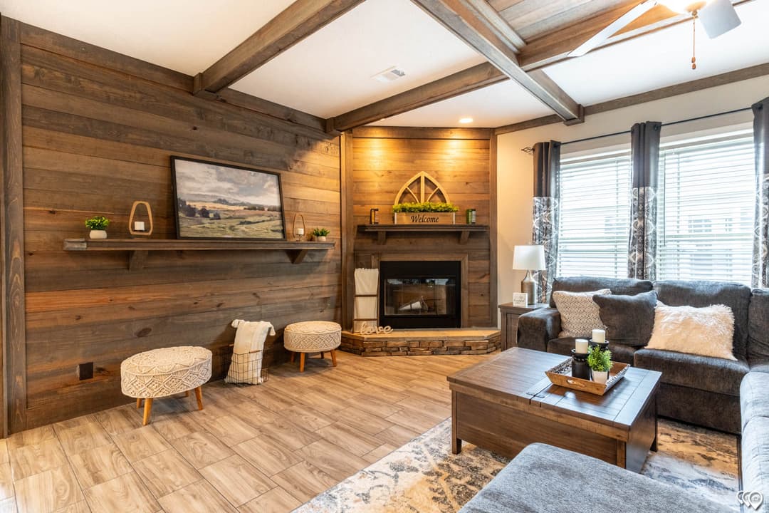 Tahoe harbor interior home features