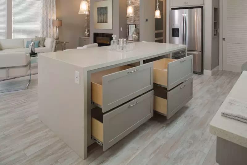 Kingsbrook kb-66 kitchen home features