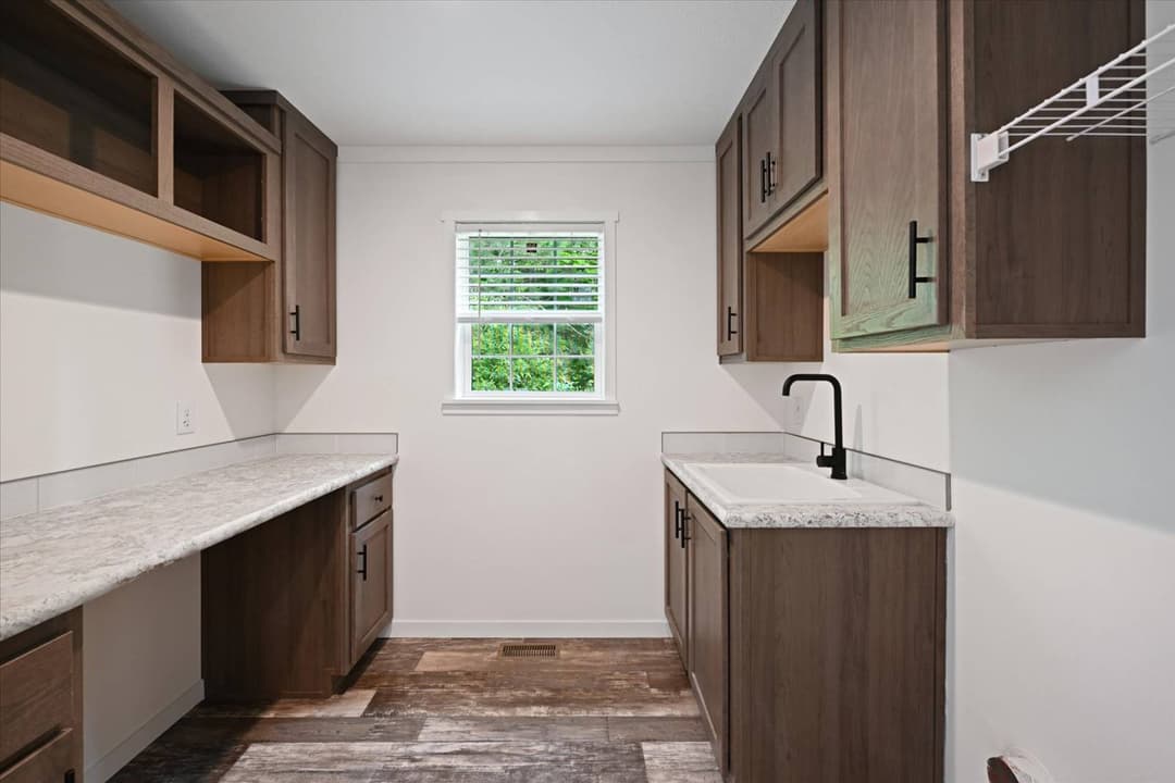 East point - elevate 56 interior home features