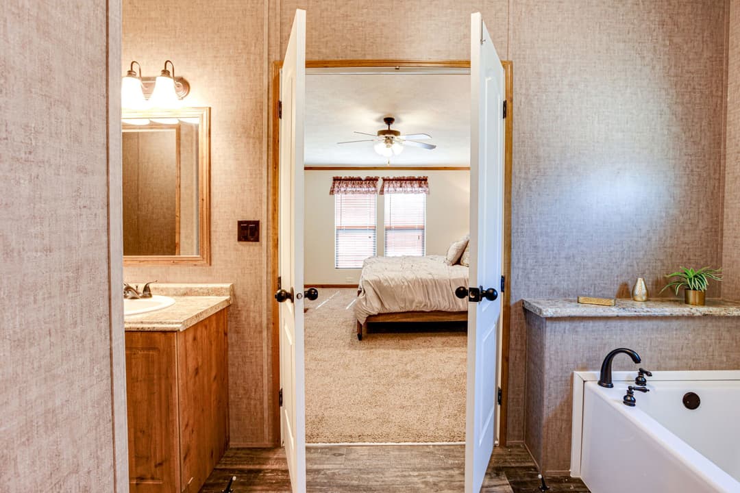 Doublewide h-32×64-32c bathroom home features