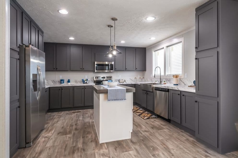 The fusion 32b kitchen home features