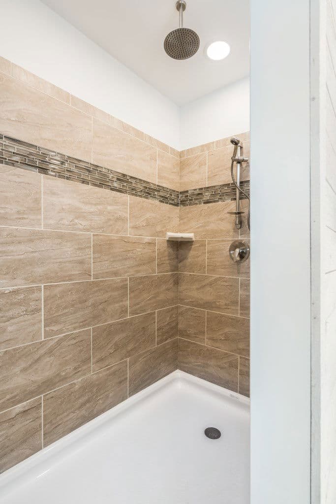 Ultra ranch 2p2403-x ev bathroom home features