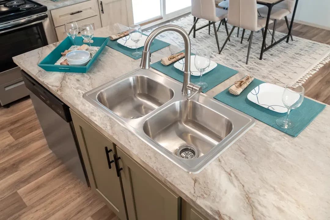 Desoto kitchen home features