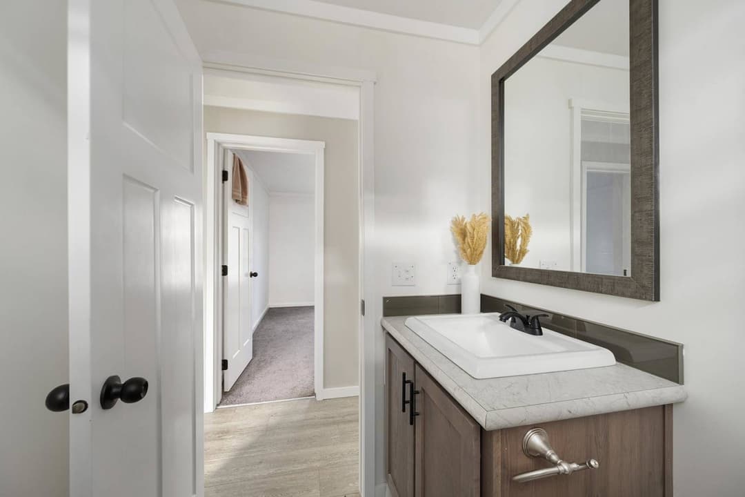 East point - pursuit bathroom home features