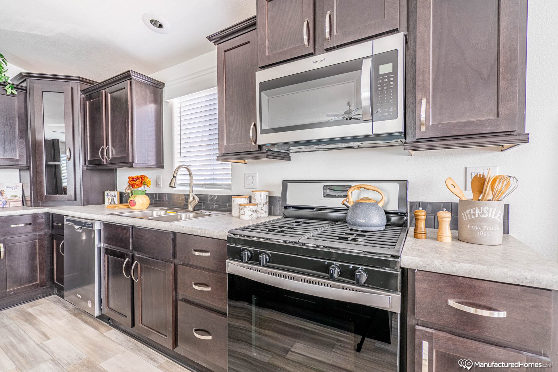 Westin porch 24563a kitchen home features