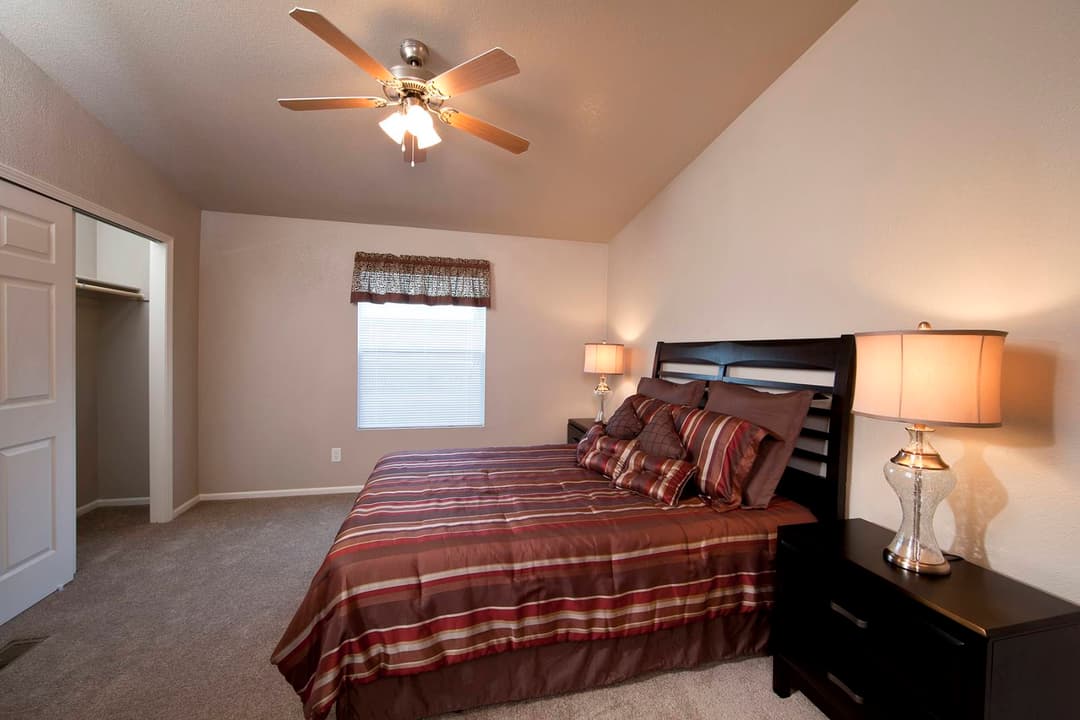 Catalina bedroom home features