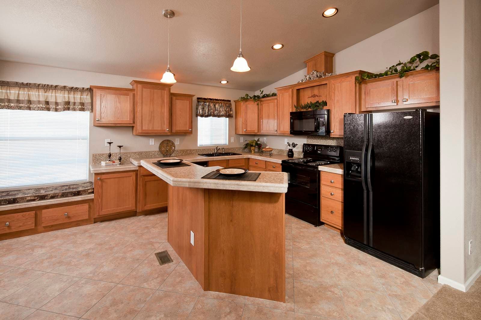 Catalina kitchen home features