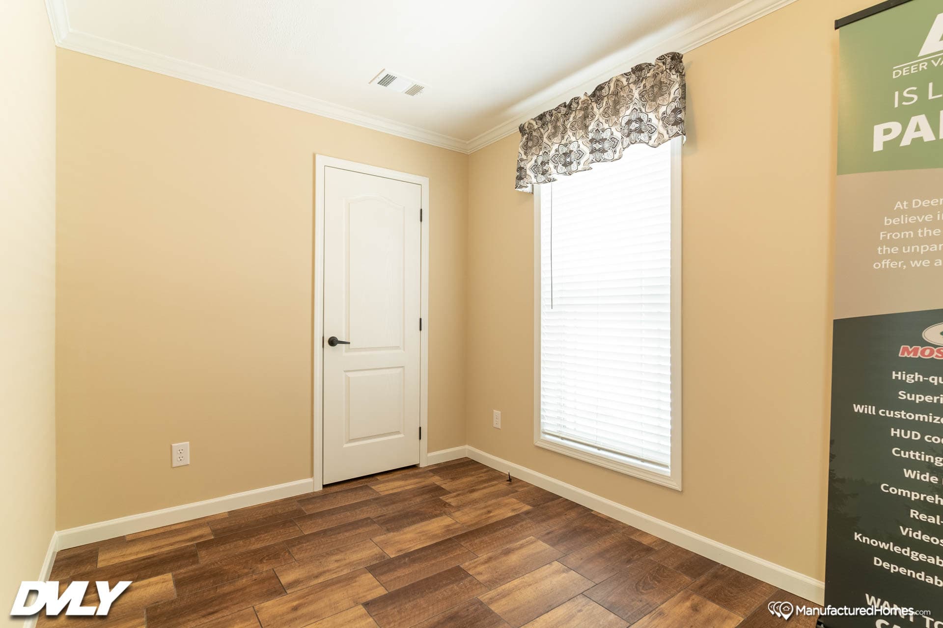 The lodge bedroom home features