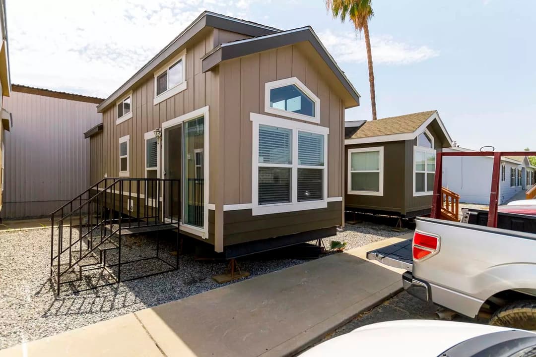 Aps-509 hero, elevation, and exterior home features