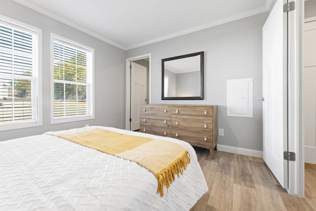 The cumberland duplex interior and bedroom home features