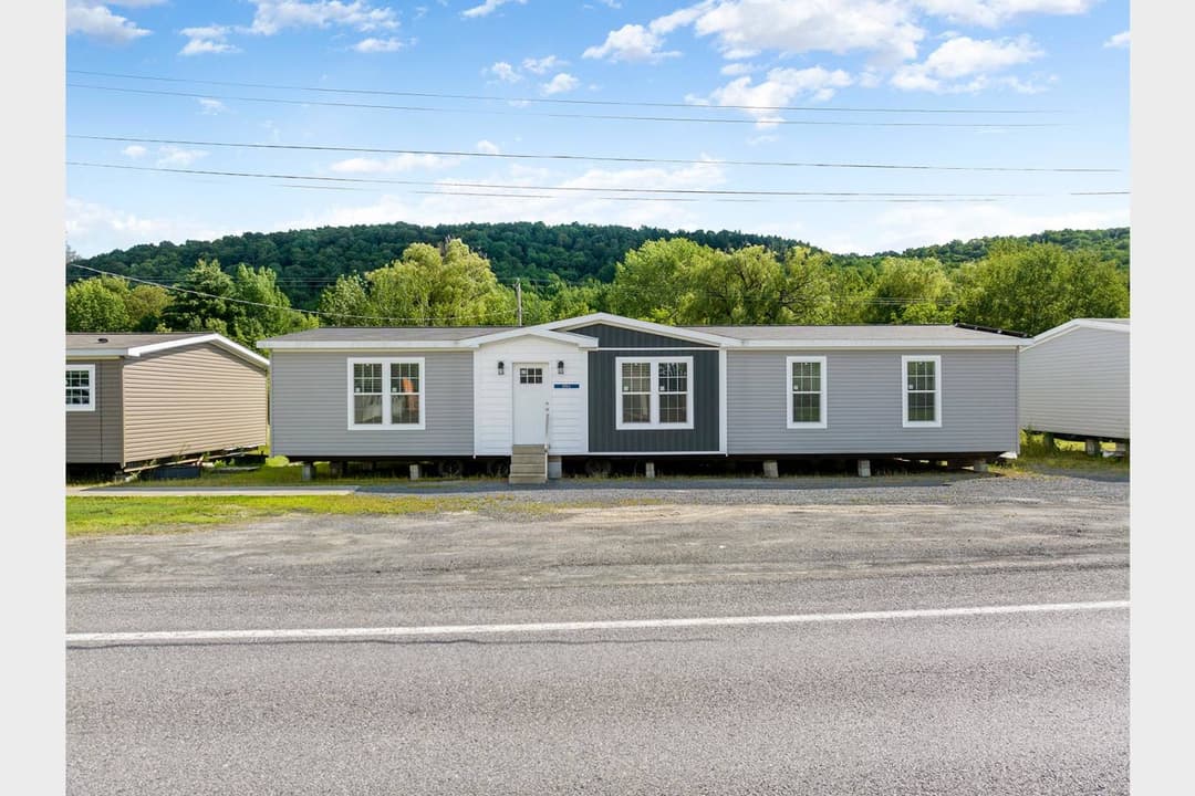 East point - pursuit elevation and exterior home features