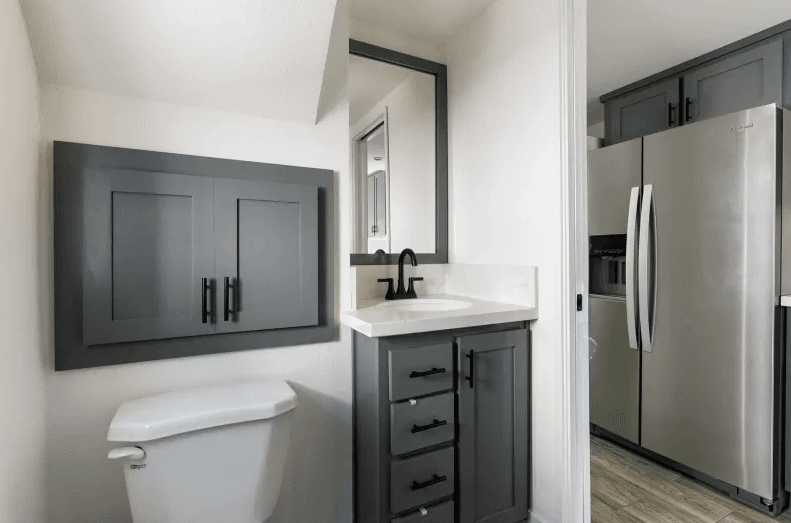 Ath-30dl bathroom home features