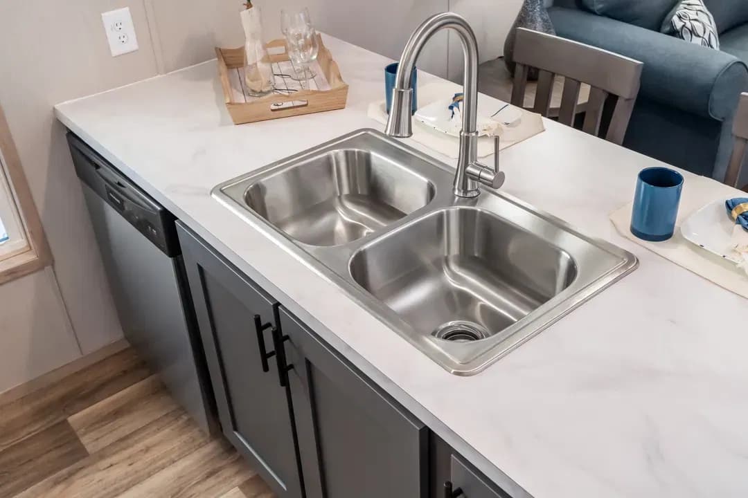 Magellan kitchen home features