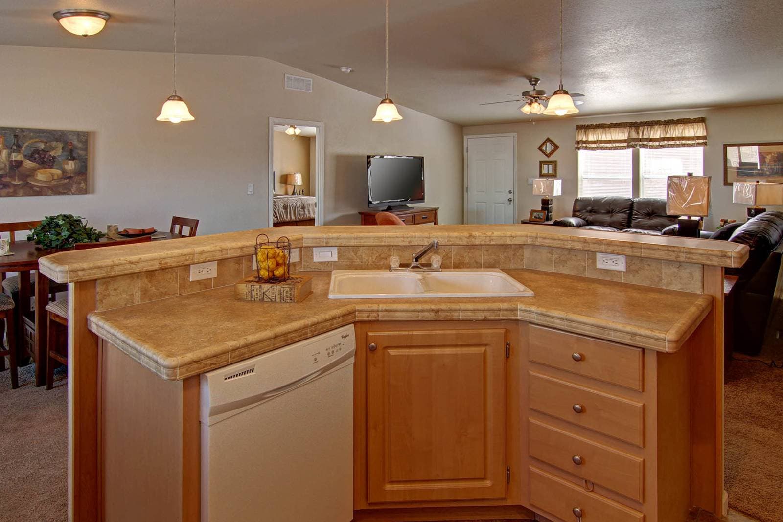 Wittman kitchen home features