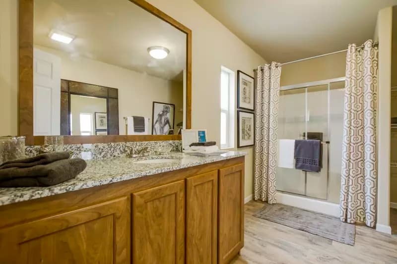 Cm-4603b bathroom home features