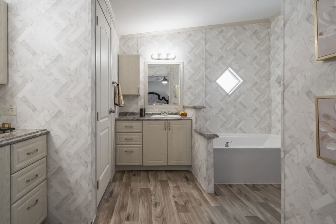 Doublewide c-32×64-32ap bathroom home features