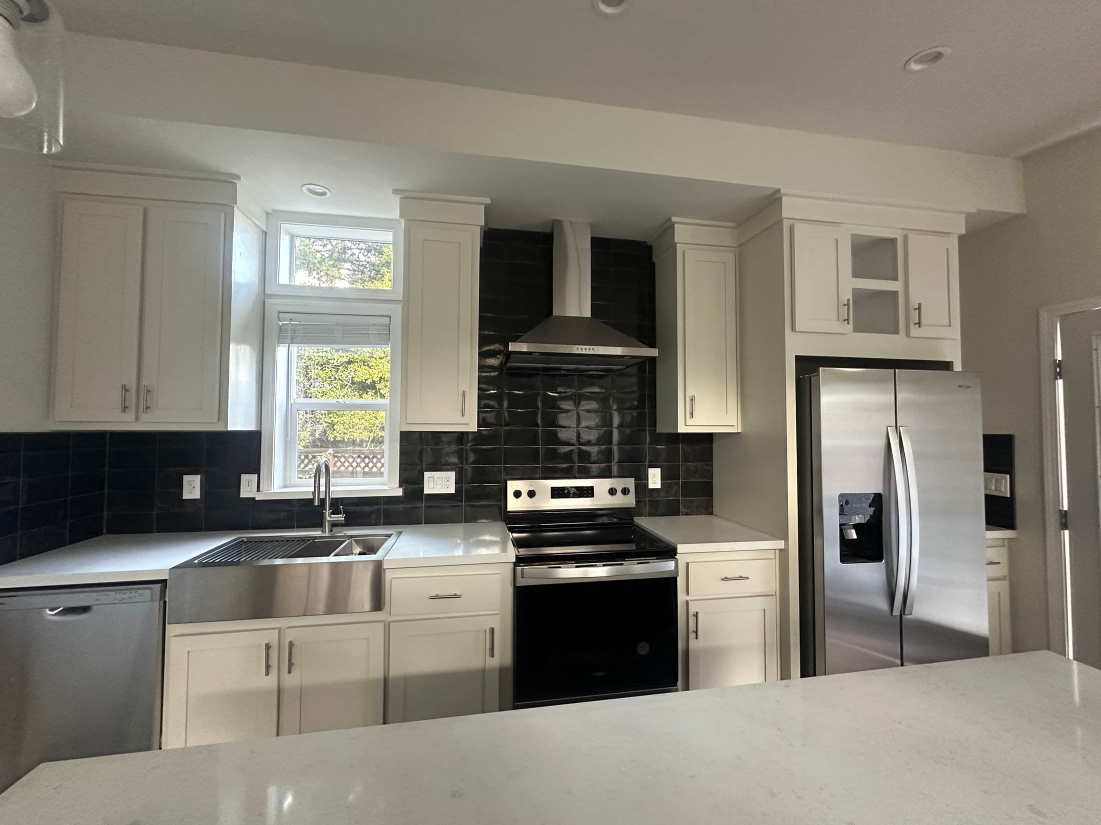 The newport 2.2 kitchen home features