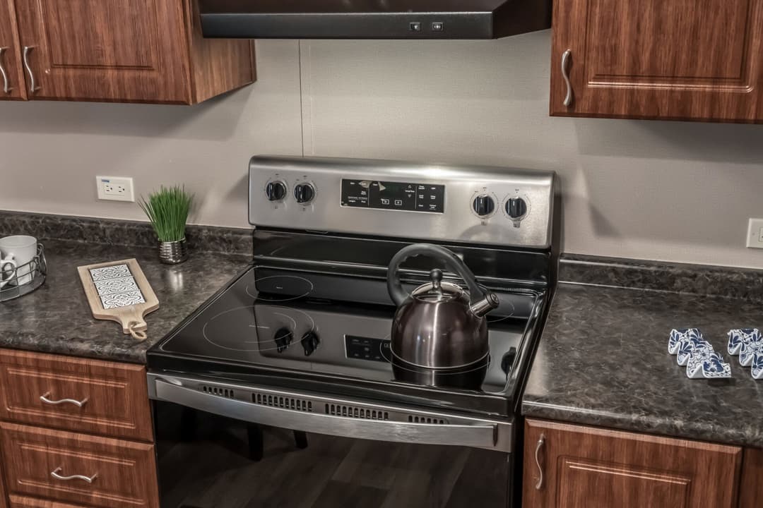 Singlewide 16×64-32c-3 kitchen home features