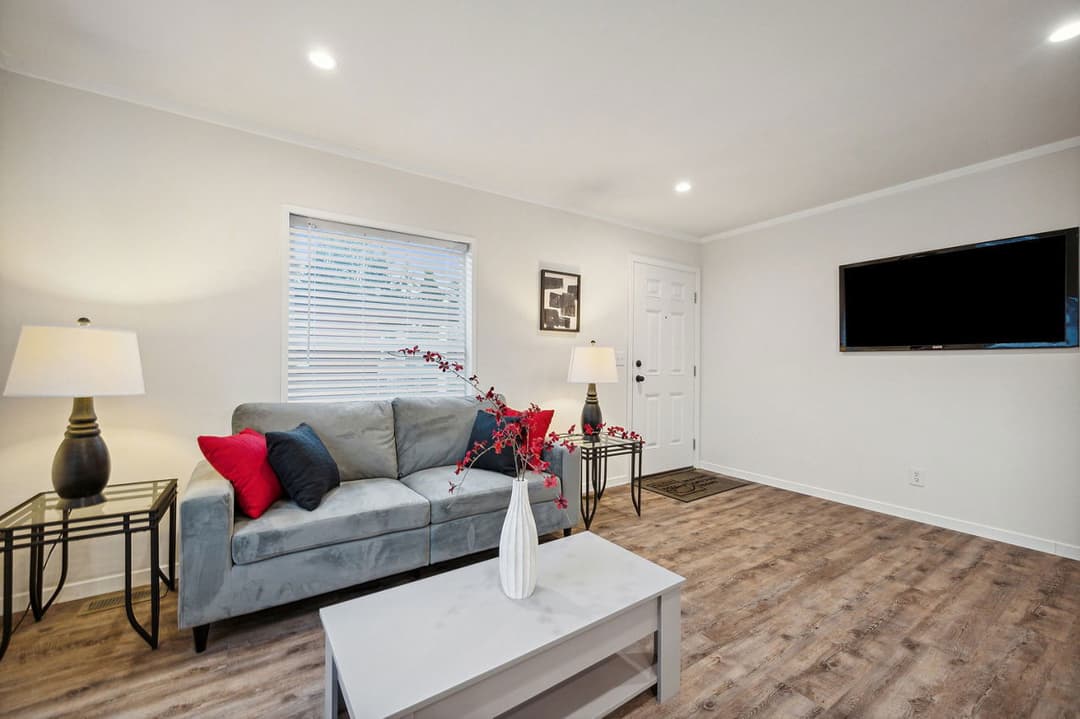 Ridgewood j882 interior home features