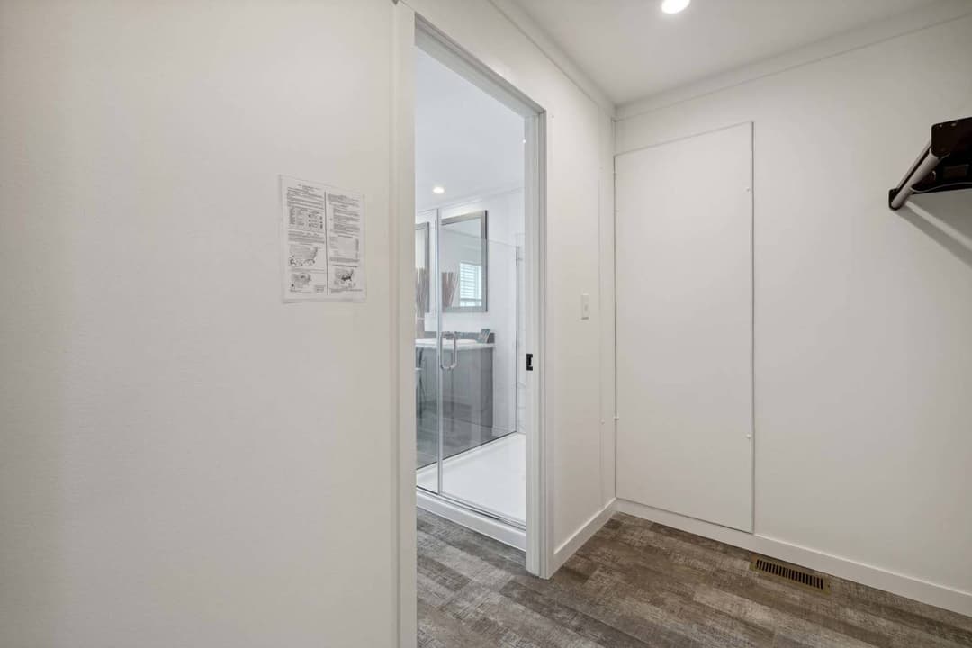 East point - elevate 60 bedroom home features