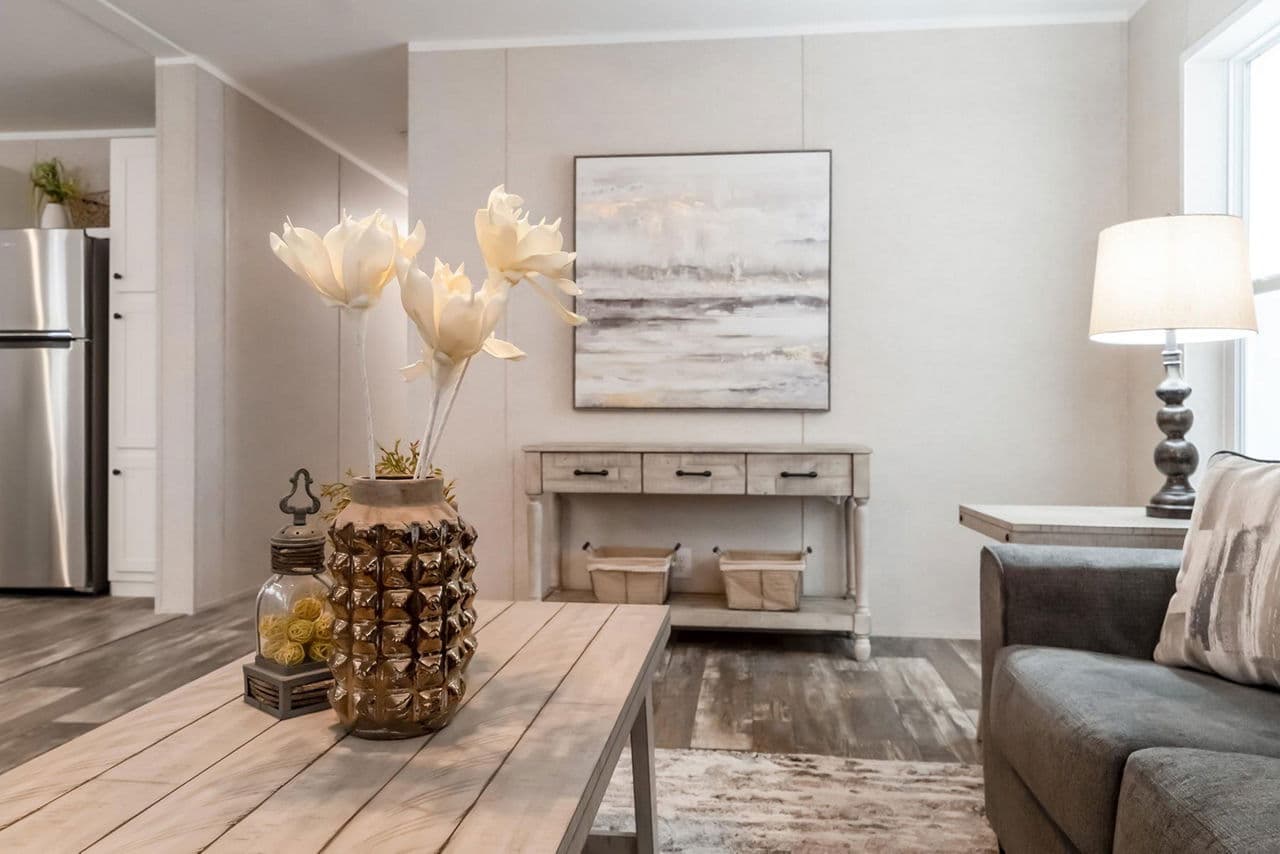 Pinnacle 3904 interior home features