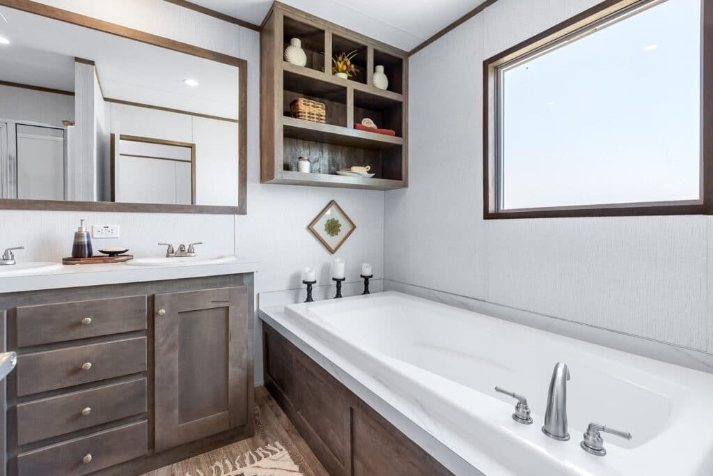 Pinehurst bathroom home features