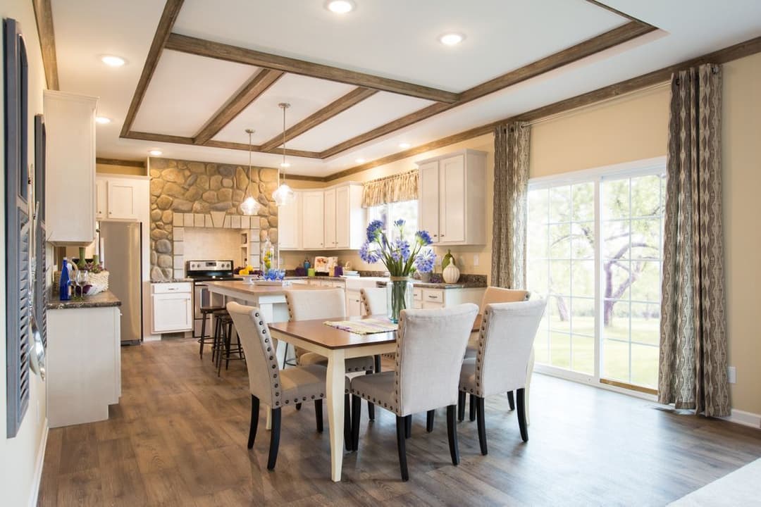 2083 heritage interior home features