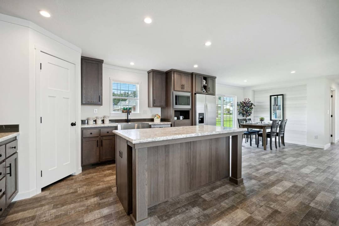 East point - elevate 60 kitchen home features
